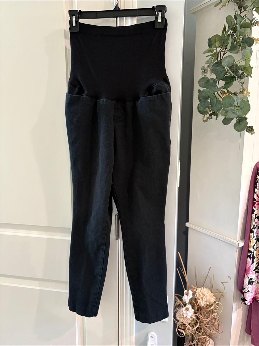 Old Navy Black Maternity Jeggings